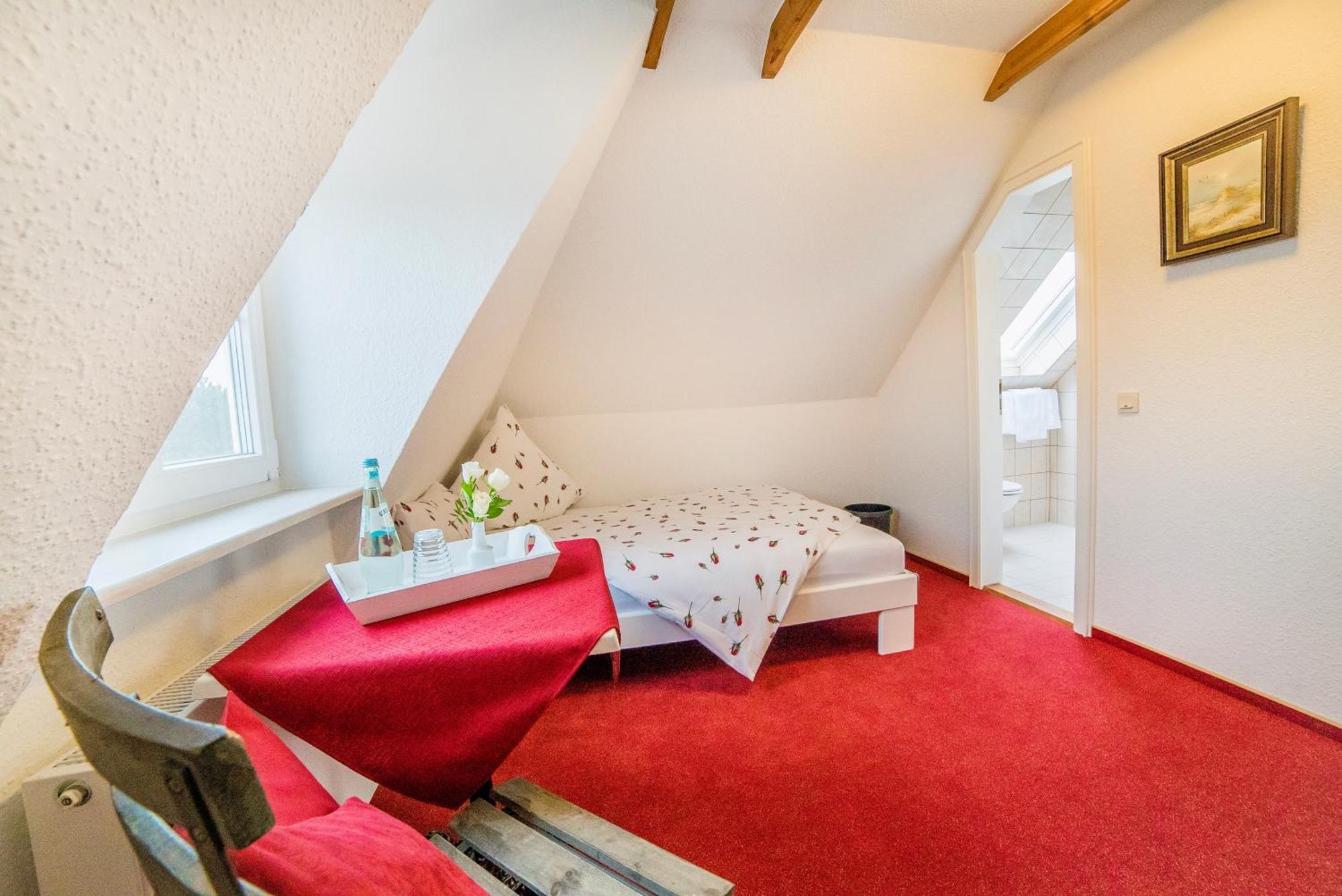 Pension Wosmaaren Norddorf auf Amrum Exterior foto